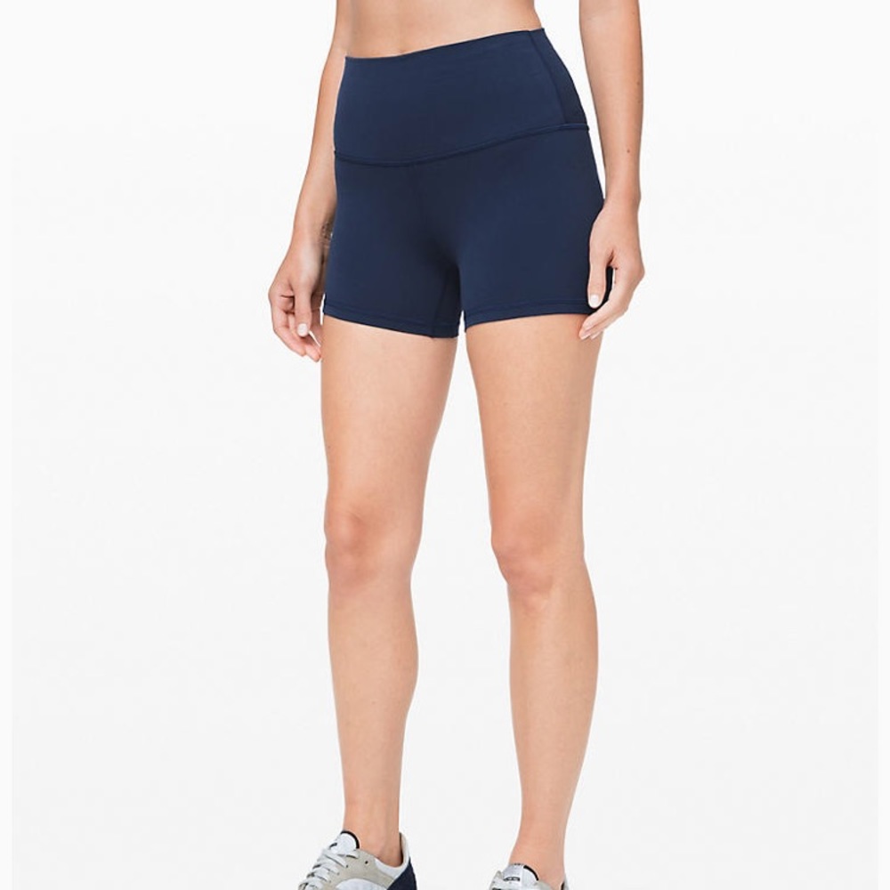 🍋 LULULEMON Align short 4” navy SIZE 6 (Small)